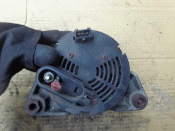 ALTERNATEUR 70AMP BMW SERIE 3 E46 316i/318i - Vue 3